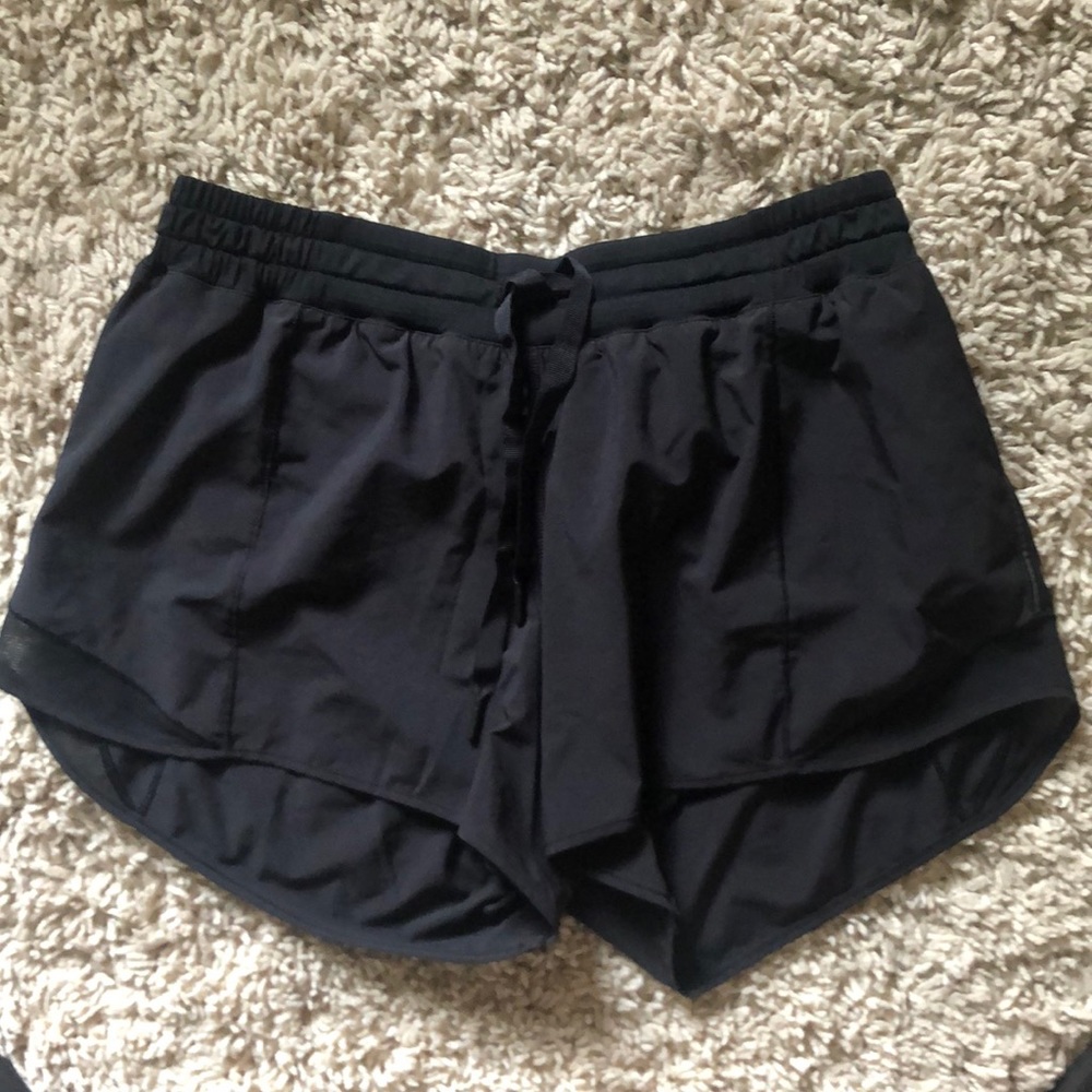 Lululemon hotty hot shorts 4” inseam